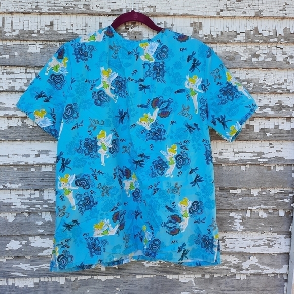🌟 Disney tinker bell scrub top. The wonderful world of Disney size medium - Picture 4 of 5